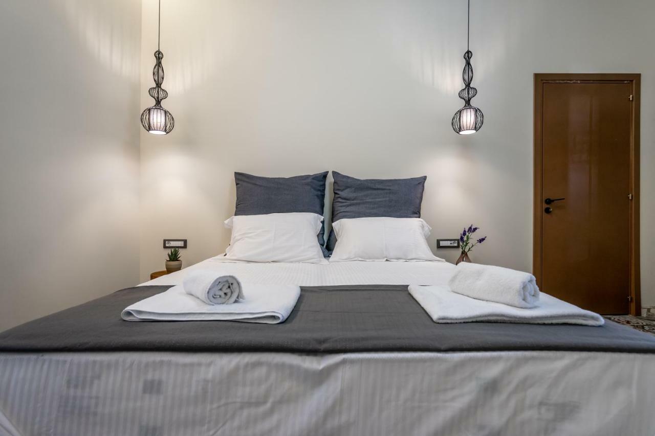 Casa Poli Suites Rhodes City Exteriör bild